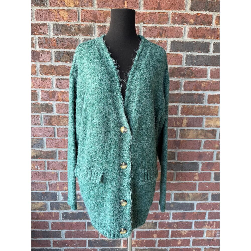 NWT Zara Oversized button up cardigan - green Grandpa Core Fuzzy Cozy Size L